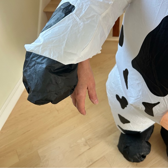 Inflatable Cow Costume - Picture 7 of 9